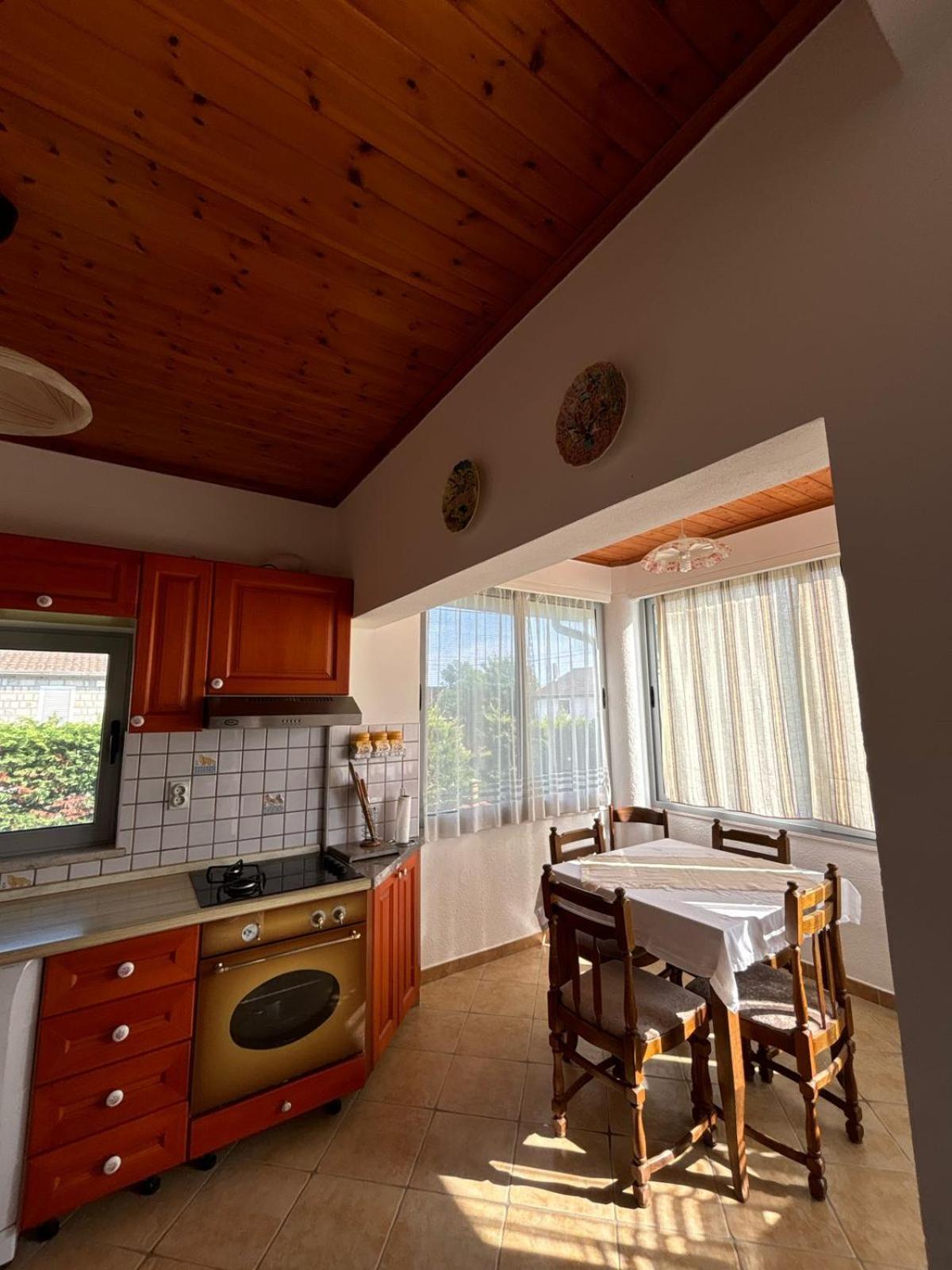 Holiday Home Zenit Ulcinj Zewnętrze zdjęcie